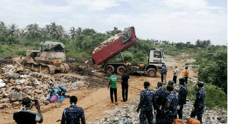 Customs destroy unwholesome goods