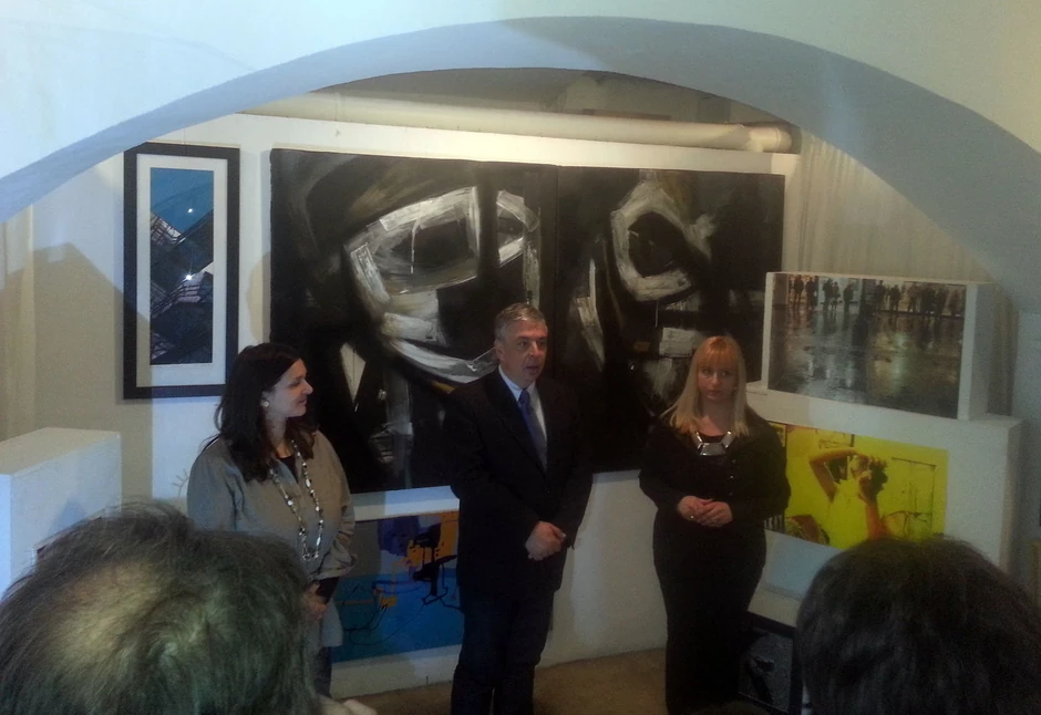 Miodrag Popović, direktor Turističke organizacije Beograda i autorka izložbe Marina Milovanović Kušić