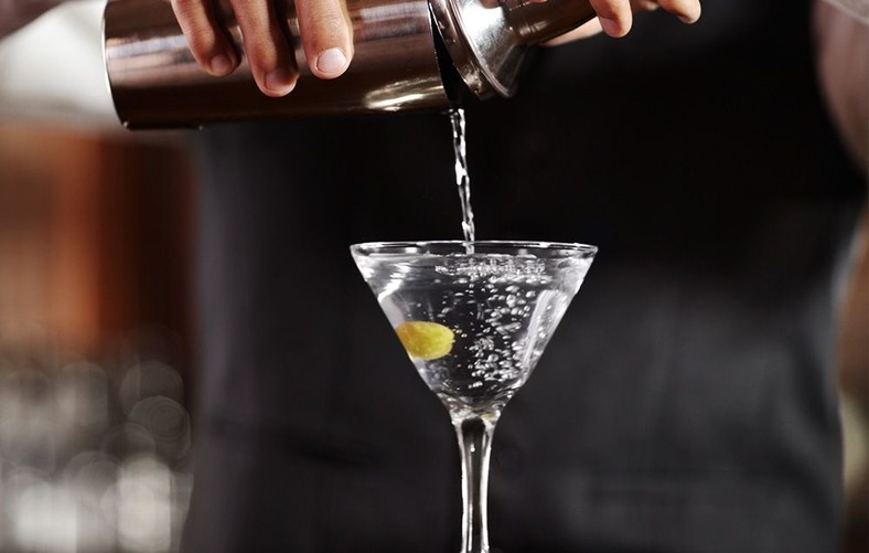 YOU CANT GET AN ERECTION BECAUSE YOU DRANK TOO MUCH ALCOHOL