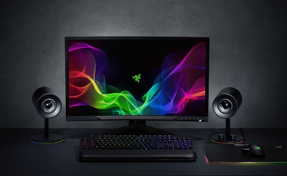 Głośniki, w których podświetlenie kosztuje fortunę. Testujemy Razer Nommo Chrome