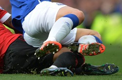 Liga angielska: Wysoka wygrana Newcastle. Cztery gole Wijnalduma