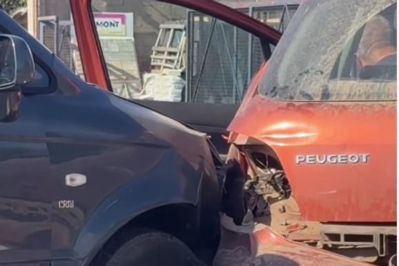 STRAŠAN UDES U NIŠU Saobraćaj u centru grada u kolapsu (VIDEO)