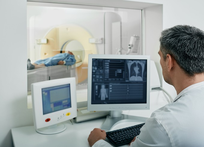 MR, CT, ultrahang, röntgen: melyik vizsgálat mire való?