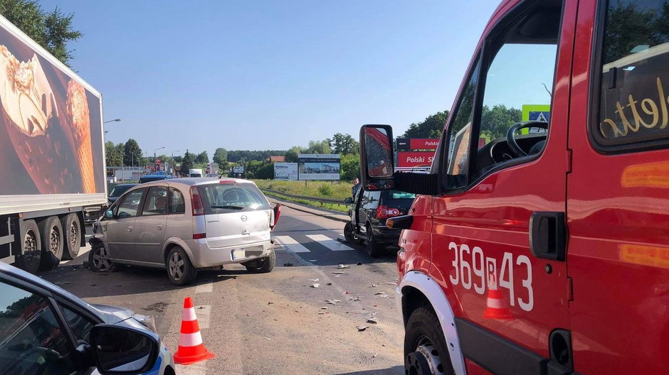 Kobieta kierująca oplem trafiła do szpitala