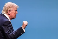 Trump przeszarżował. "Spóźnione przyznanie się do poważnego błędu"
