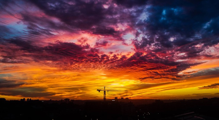 Mladen Žarković fotografisao je zalazak sunca iz svog stana na Zvezdari