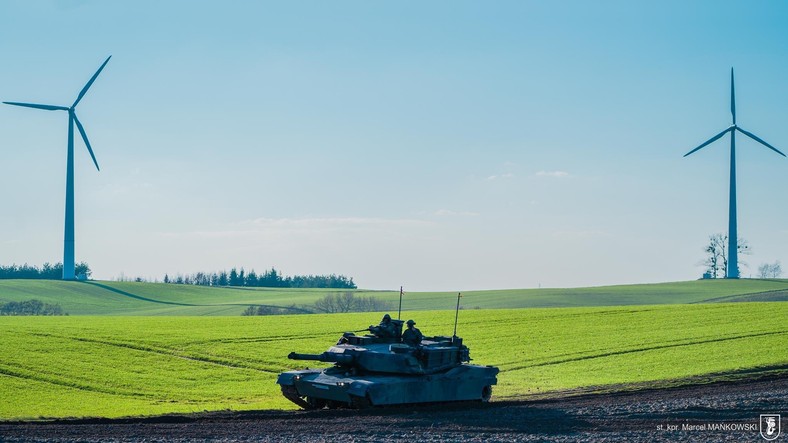 Czołg M1A1FEP z 1. Warszawskiej Brygady Pancernej. Obecnie posiadamy w Polsce dwa bataliony amerykańskich czołgów Abrams (116 sztuk). W drodze do nas są pierwsze M1A2SEPv3.