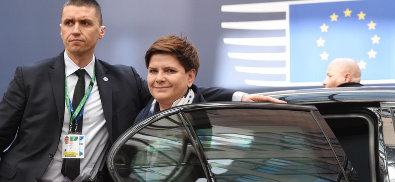 Szydło: Liczę, że katastrofa smoleńska zostanie wreszcie wyjaśniona