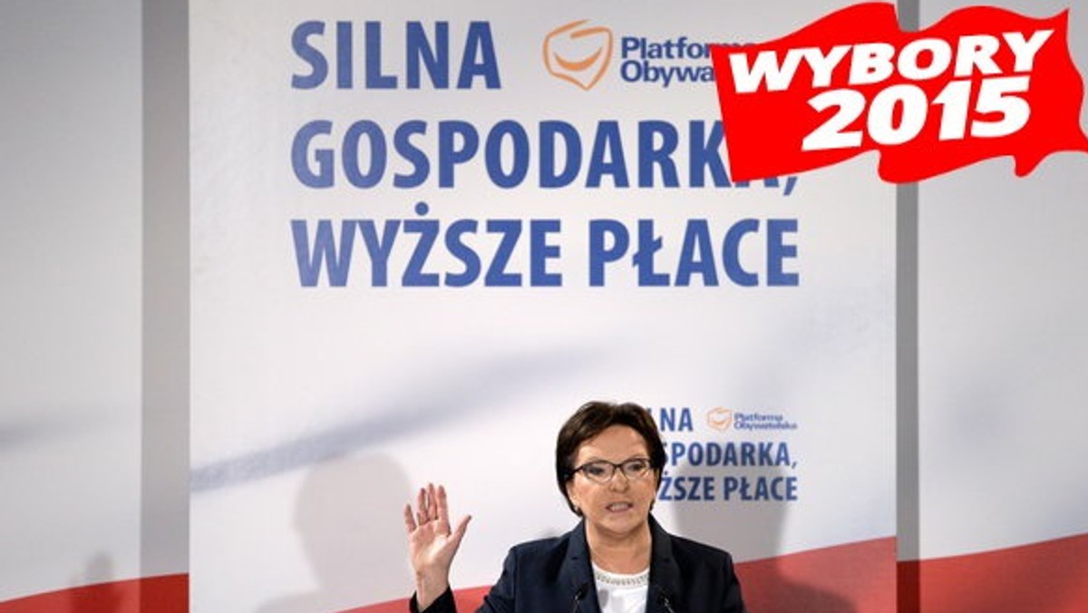 Nie jesteśmy tymi, którzy przypominają sobie o różnych grupach społecznych wtedy, gdy trzeba pozyskać ich głosy, pamiętamy o seniorach nie tylko w kampanii - mówiła premier Ewa Kopacz w Radomiu na otwarciu domu dziennego pobytu, który powstał w ramach programu Senior-Wigor.