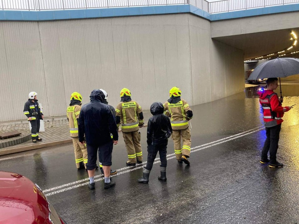 Zalany tunel Zakopianki w Poroninie