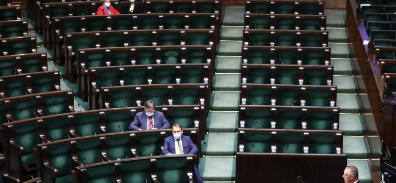 Banaś: Gdyby redaktor Mazurek zaprosił mnie na imprezę, miałbym większą publikę