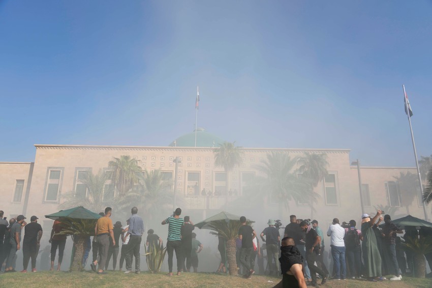 Veliki sukobi u Bagdadu, Irak, nakon povlačenja šiitskog verskog vođe Moktada al Sadra