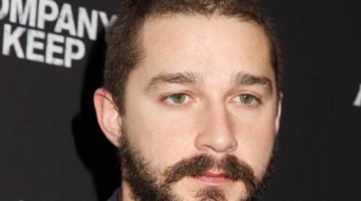 Elvonóra megy Shia LaBeouf