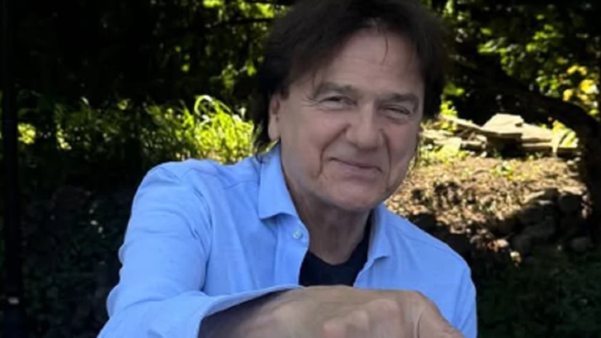 Zdravko Čolić