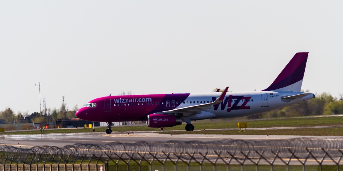 Linie Wizz Air podały do sądu jednego z pasażerów