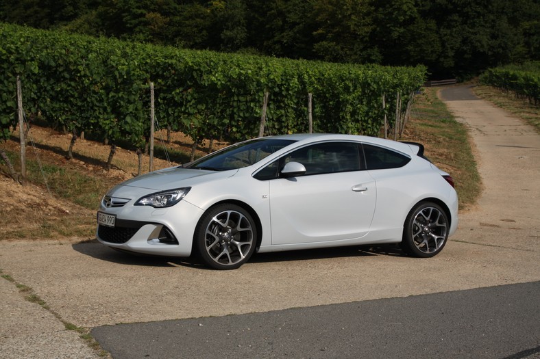 Opel Astra OPC (pierwsza jazda)