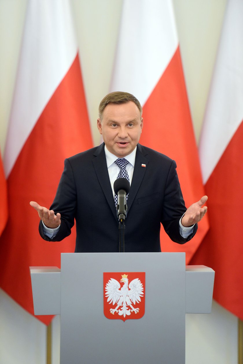 Były minister Dudy zarabia więcej niż prezydent