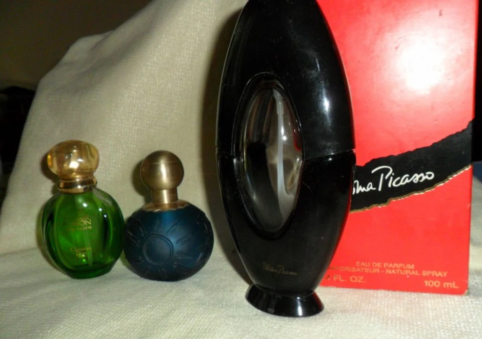 Prazne bočice parfema