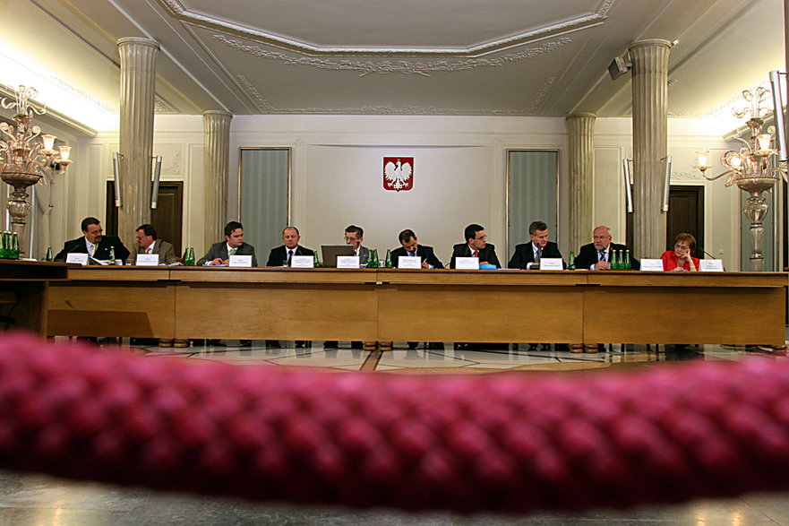 Sejmowa Komisja Śledcza do spraw rozwiązania nieprawidłowości w działalności banków polskich (12.06.2006)