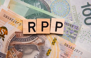 RPP znów tnie stopy procentowe. PKO BP przewiduje kolejną obniżkę