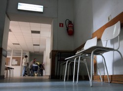 Rząd i tak przekształci szpitale w spółki