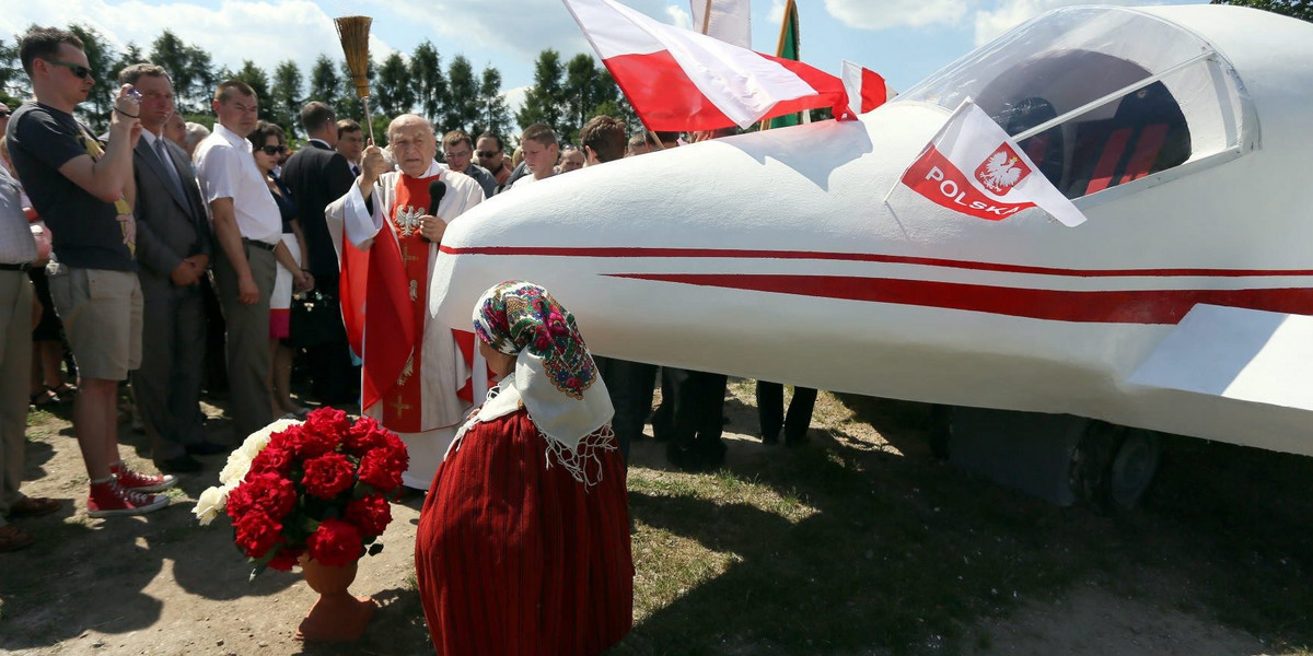 Makieta tupolewa została poświęcona w miejscowości Kałków