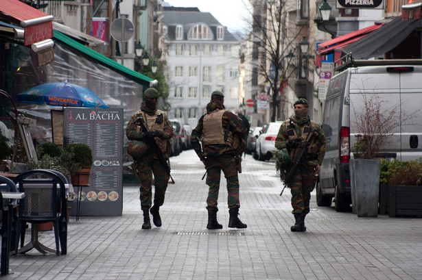 Akt terroru? Atak nożownika na policjantów w Brukseli