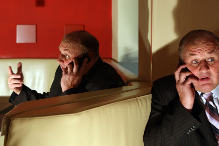 'Trasa z Warszawy do Wrocławia powinna mieć patronat Mira, Zbycha i Rycha, dla upamiętnienia tych 'Tfurców' przez duże Tfu' (czerwiec 2011 r.)