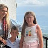 Kristina Radenković sa decom na Ostrogu