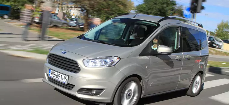 Ford Tourneo Courier - wygodna podróż w standardzie