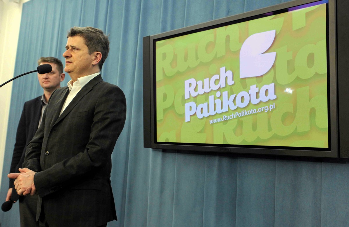 Przewodniczacy Janusz Palikot po posiedzeniu klubu Ruch Palikota