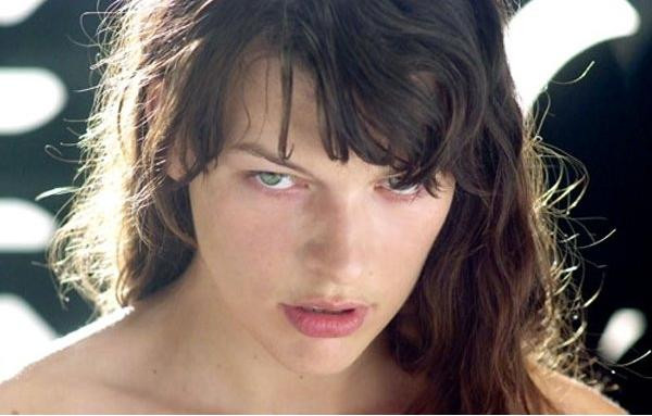 Piękna i powabna Milla Jovovich - zobacz, jak się zmieniała