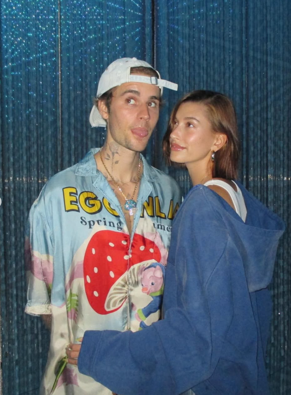 Modelka Hailey Bieber a spevák Justin Bieber.