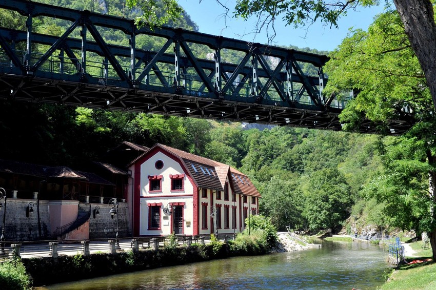 Hidroelektrana "Pod gradom" uskoro će ponovo biti u pogonu i proizvoditi struju, pošto je završen pre dve godine započet posao na njenoj rekonstrukciji