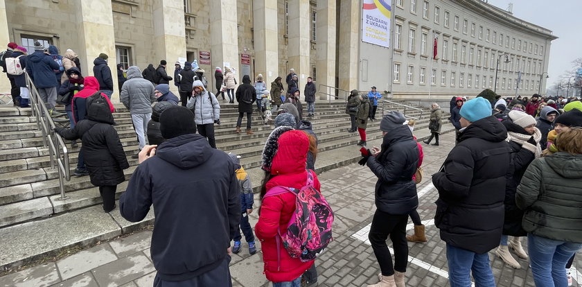 Ogromne kolejki po paszport we Wrocławiu