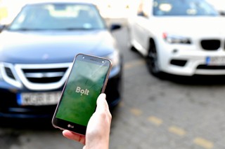 Bolt, angażując do swojej reklamy panią Uber, może zajechać do sądu