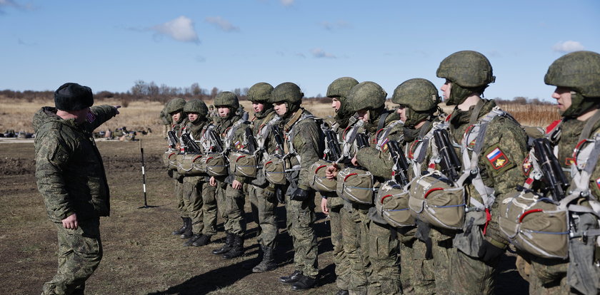 Generał bezlitosny dla planów Putina. Mobilizacja się nie uda. "Sprzęt w połowie rozkradziony, w połowie przepity"