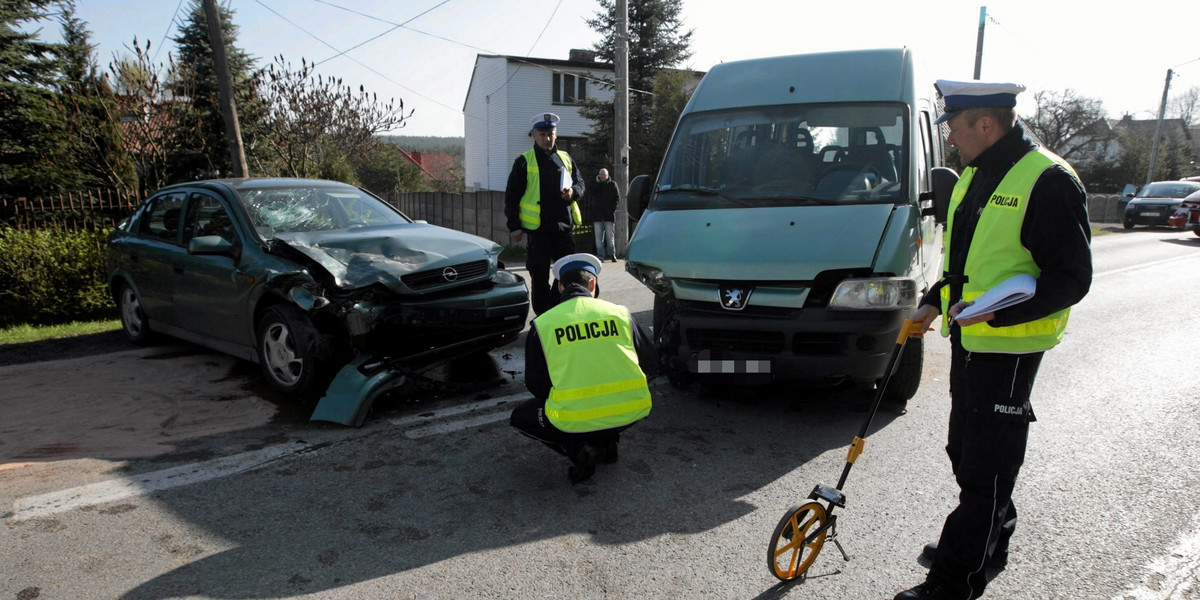 Wypadek gimbusa pod Kielcami