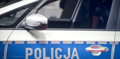 Przerażające znalezisko w mieszkaniu w Mszanie Dolnej. Policja odkryła zwłoki 88-latka i jego żonę w stanie agonalnym