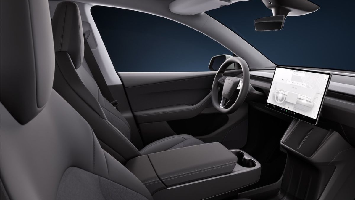Mai merită să cumperi cea mai ieftină Tesla Model 3? Trei rivali care oferă mai mult pentru banii tăi