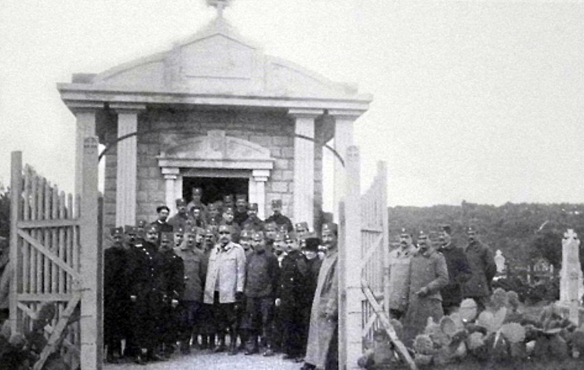 Srpsko vojno groblje groblje