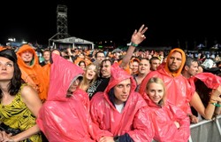 Noc muzycznego szaleństwa na Orange Warsaw Festival 2015 [PIERWSZE ZDJĘCIA]