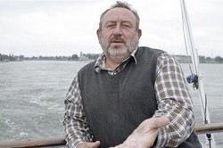 Znany satyryk uważa, że Polacy nie umieją robić show