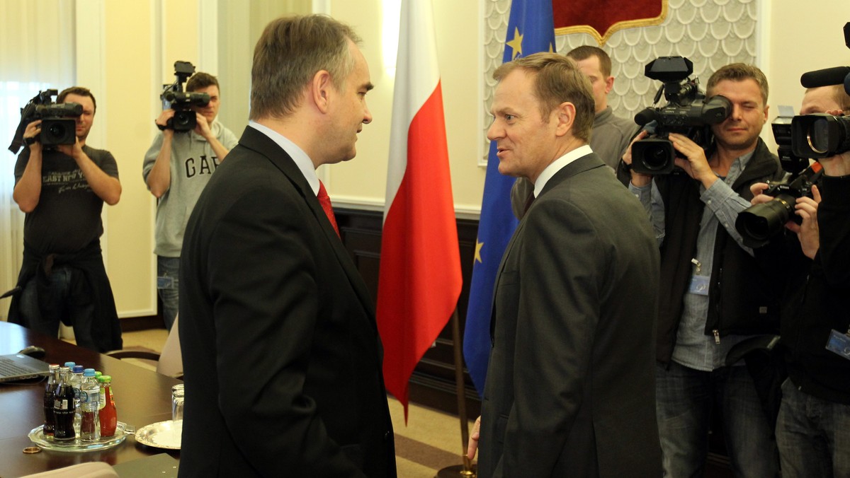 Ministrowie na posiedzeniu rządu zapoznali się z wykazem prac legislacyjnych i pozalegislacyjnych Rady Ministrów na 2012 rok. CIR poinformował, że postulaty zmian zapowiedziane przez premiera w expose zostały zawarte w 23 projektach ustaw.