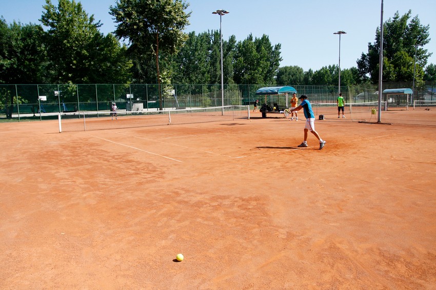 Tereni u okviru akademije ne menjaju vlasnika