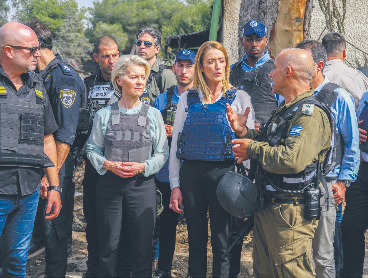 Szefowa KE Ursula von der Leyen zachowuje proizraelskie i proamerykańskie stanowisko wobec wojny z Hamasem