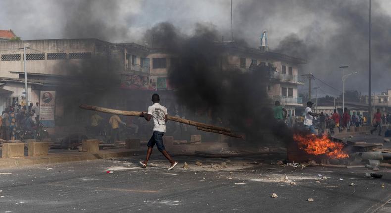 Benin tensions election emeutes manifestations