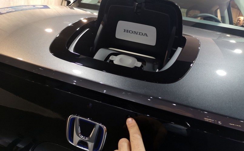 Honda e