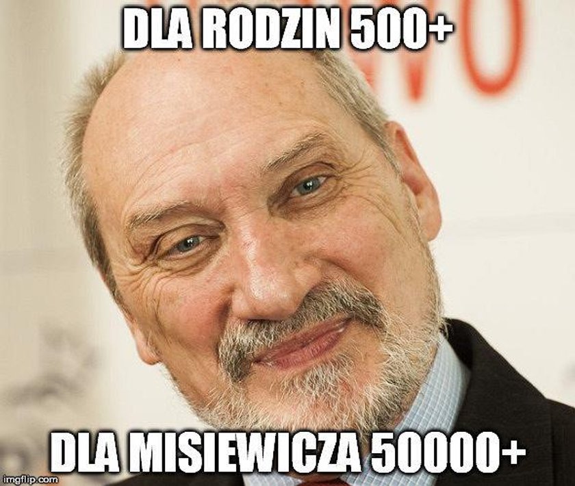 Internauci drwią z Misiewicza