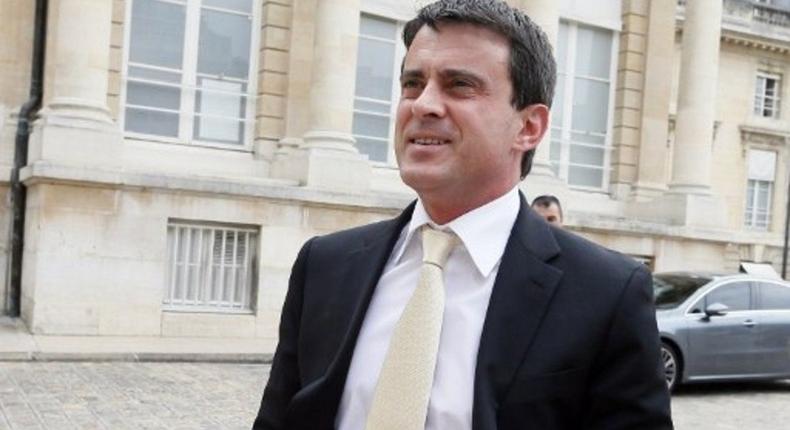 French PM Valls says chemical warfare risk not ruled out